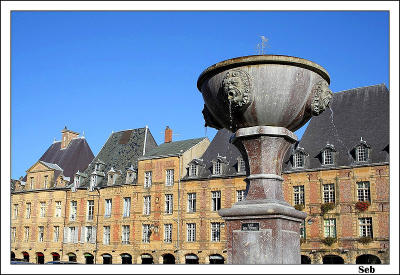 Fontaine place Ducale