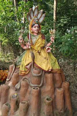 Putru Amman, roadside snake worship. http://www.blurb.com/books/3782738