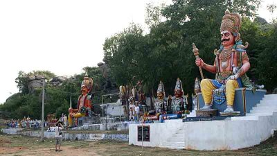 Huge Ayyanar statues at a temple in Mallur near Salem. http://www.blurb.com/books/3782738