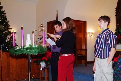 Lighting the 4 Advent Candles & the Christ Candle - Bobby, Stephanie & Ryan Donahoo          12-24-2005
