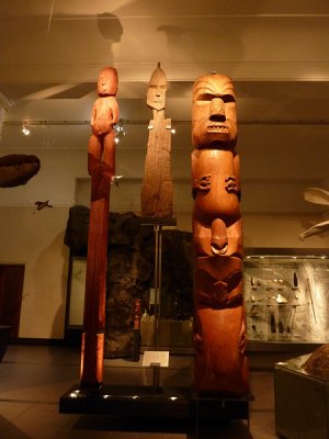 Maori Statues