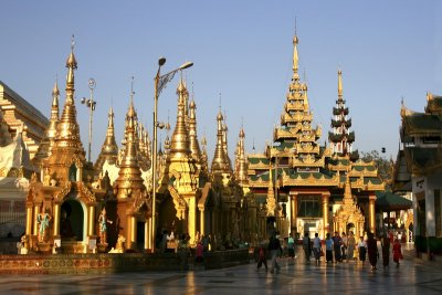 Temples de Yangon et Bago