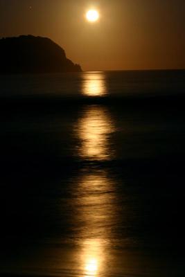 moon rise over the ocean