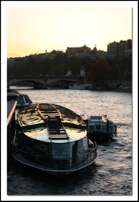 Boat on the Seine