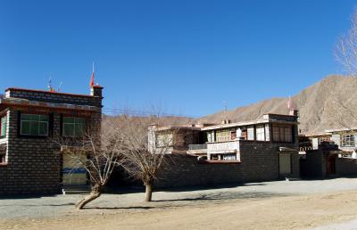 tibetan houses2.jpg
