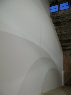 Anish Kapoor, Ascension (2007), Galleria Continua, Beijing