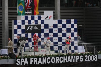 F1-GP2-FBMW-RACE-113.jpg