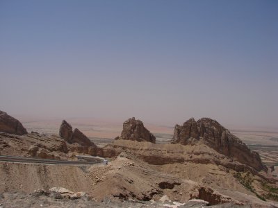 salah satu bukit di Jabal Hafeet Al Ain