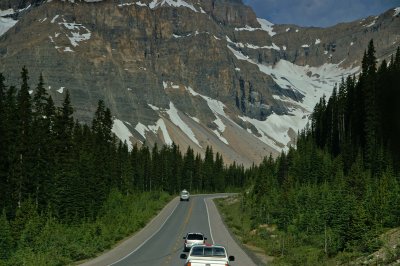 Driving down the Icefields Parkway #2