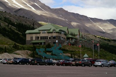 Columbia Icefields Chalet