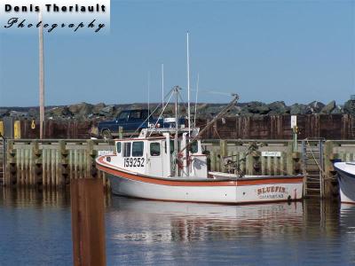 Boat setting up for lobster season