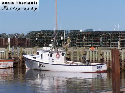 Boat setting up for lobster season