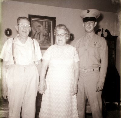 Dave  grandparents.jpg