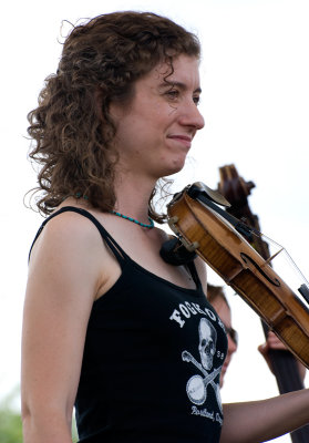 Rayna Gellert