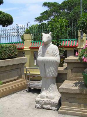 there were 12 statues for each of the 12 chinese zodiacs The Rat