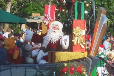 DSMCHSanta4.jpg