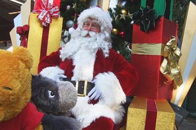MGMSantaC.jpg