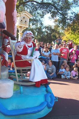 MVMCPMrsClaus.jpg