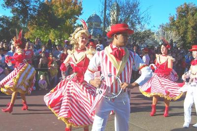 MVMCPShowboatDancers1.jpg