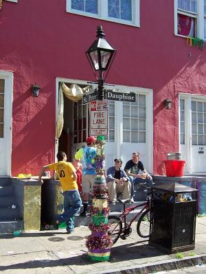 BeadedLampost2.jpg