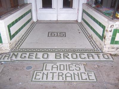 BrocatosLadiesEntrance.jpg