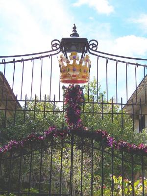 DecoratedGate.jpg