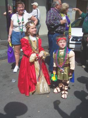 GreatSiblingCostumes.jpg