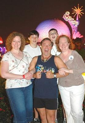 EpcotKateAndCrew1.jpg