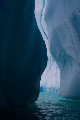 78 Iceberg slot.jpg