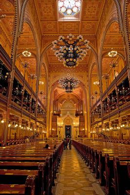 Budapest1205SynagogSM.jpg