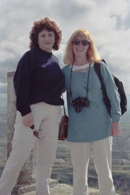 OzlemNDianne195.jpg