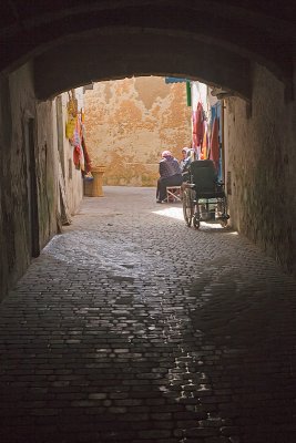 AlleyTalk5341SM.jpg