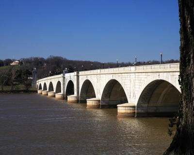 Memorial Bridge with Lee-Custis Mansion in Background
