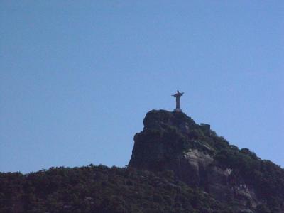 No Corcovado, o Redentor