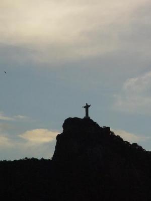 Cristo Redentor, braos abertos sobre a Guanabara!