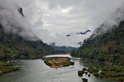 Nam Ou River Scene