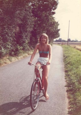 historylisa bike 2.jpg