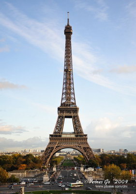 Eiffel Tower D700_06052 copy.jpg