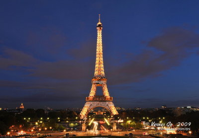 Eiffel Tower D700_06112 copy.jpg