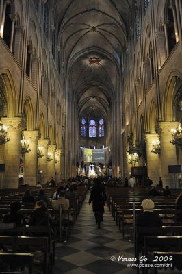 Notre Dame D700_05985 copy.jpg