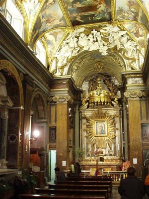 Santa Maria inTrivio - a beautiful little church tucked away near the bustling Trevi fountain
