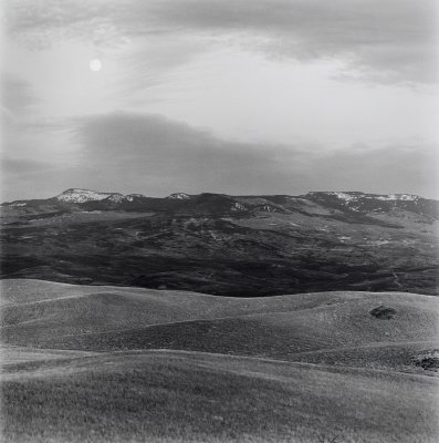 Elkhead Moonrise_CO.jpg