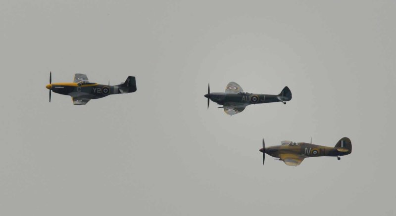 P-51, Spitfire , Hurricane