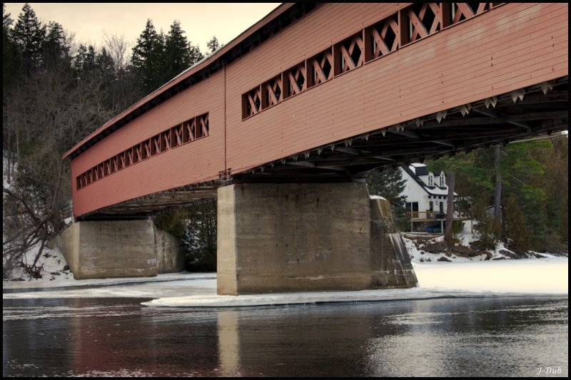 Pont de Wakefield/Wakefield Bridge