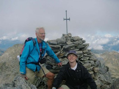 Hans en Arnoud op Piz Valdraus (3096 meter)