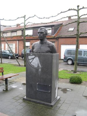 Monument Rik van Steenbergen