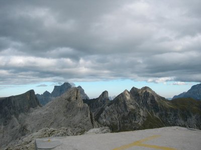 Zicht vanaf Nuvolau  richting Monte Pelmo