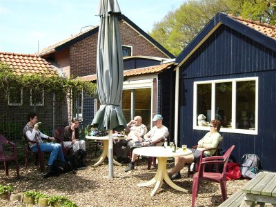 biertje op camping Het Binnenland