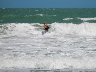 JPG CS Surfer P4100061.jpg