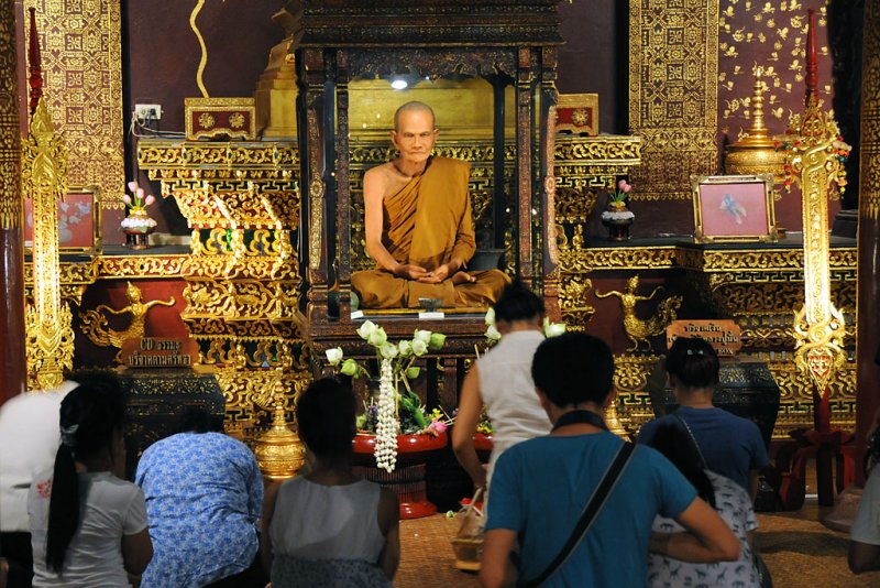 Intakin Festival in Wat Chedi Luang